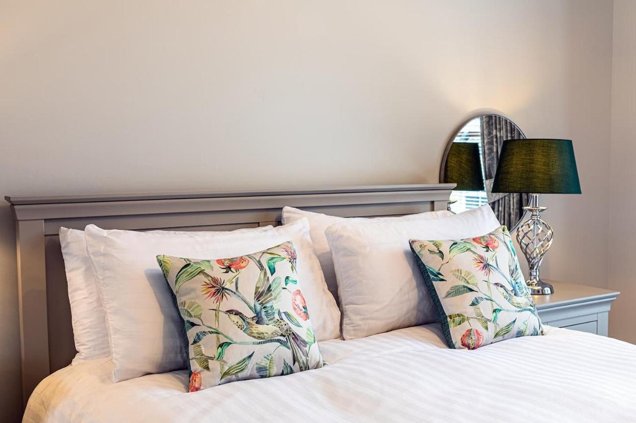 Hedgefield House - Serene Top Floor Flat إينفيرنيس المظهر الخارجي الصورة