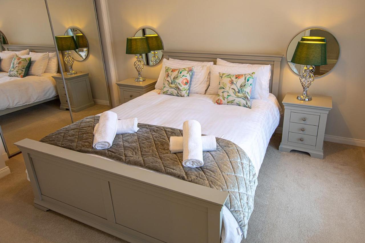 Hedgefield House - Serene Top Floor Flat إينفيرنيس المظهر الخارجي الصورة