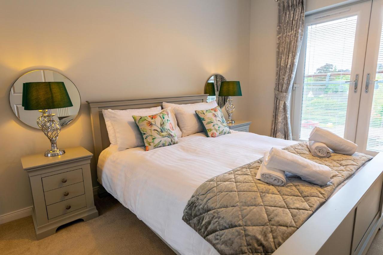 Hedgefield House - Serene Top Floor Flat إينفيرنيس المظهر الخارجي الصورة
