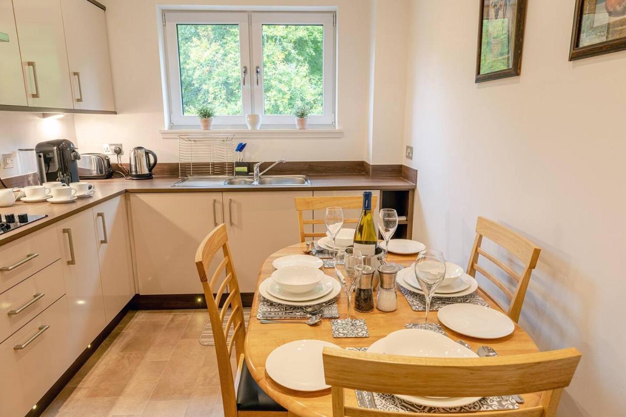 Hedgefield House - Serene Top Floor Flat إينفيرنيس المظهر الخارجي الصورة